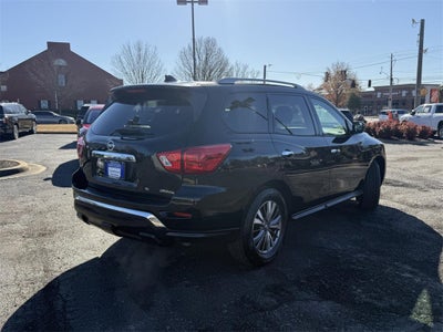 2019 Nissan Pathfinder SV