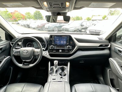 2021 Toyota Highlander XLE