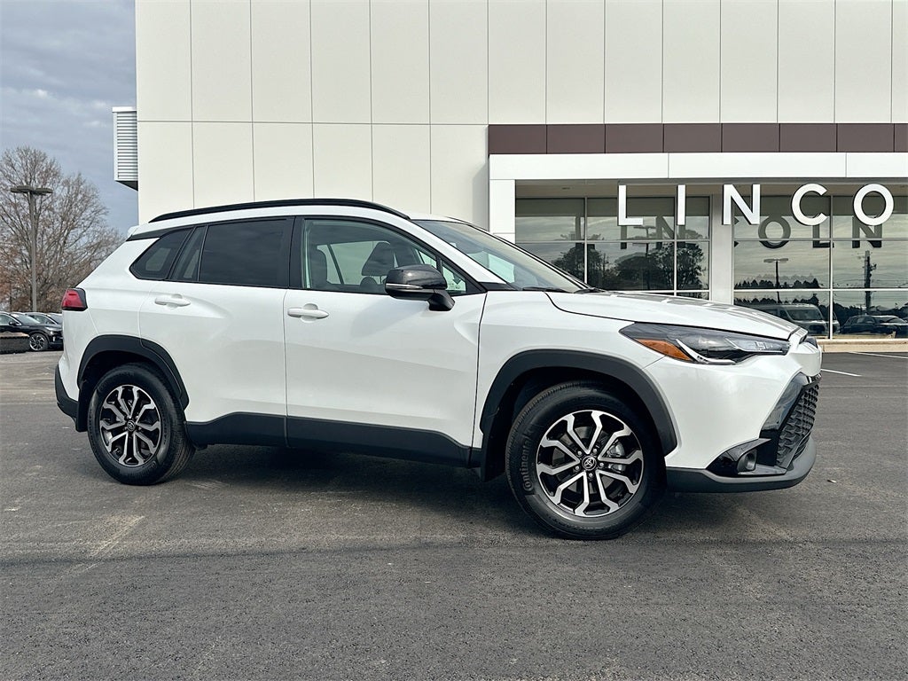2025 Toyota Corolla Cross Hybrid SE