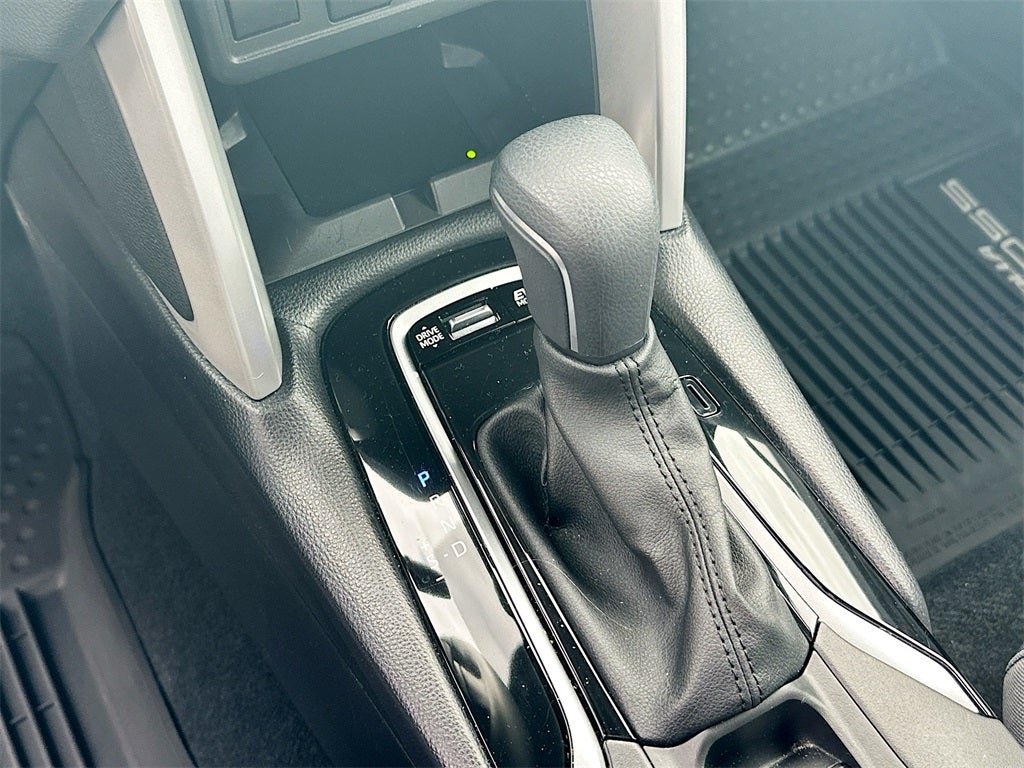 2025 Toyota Corolla Cross Hybrid SE