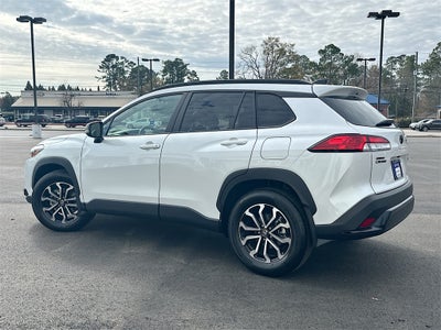 2025 Toyota Corolla Cross Hybrid SE