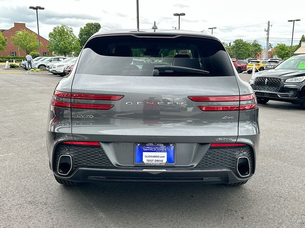 2022 Genesis GV70 2.5T