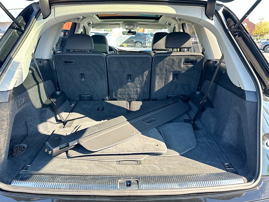 2022 Audi Q7 55 Prestige quattro