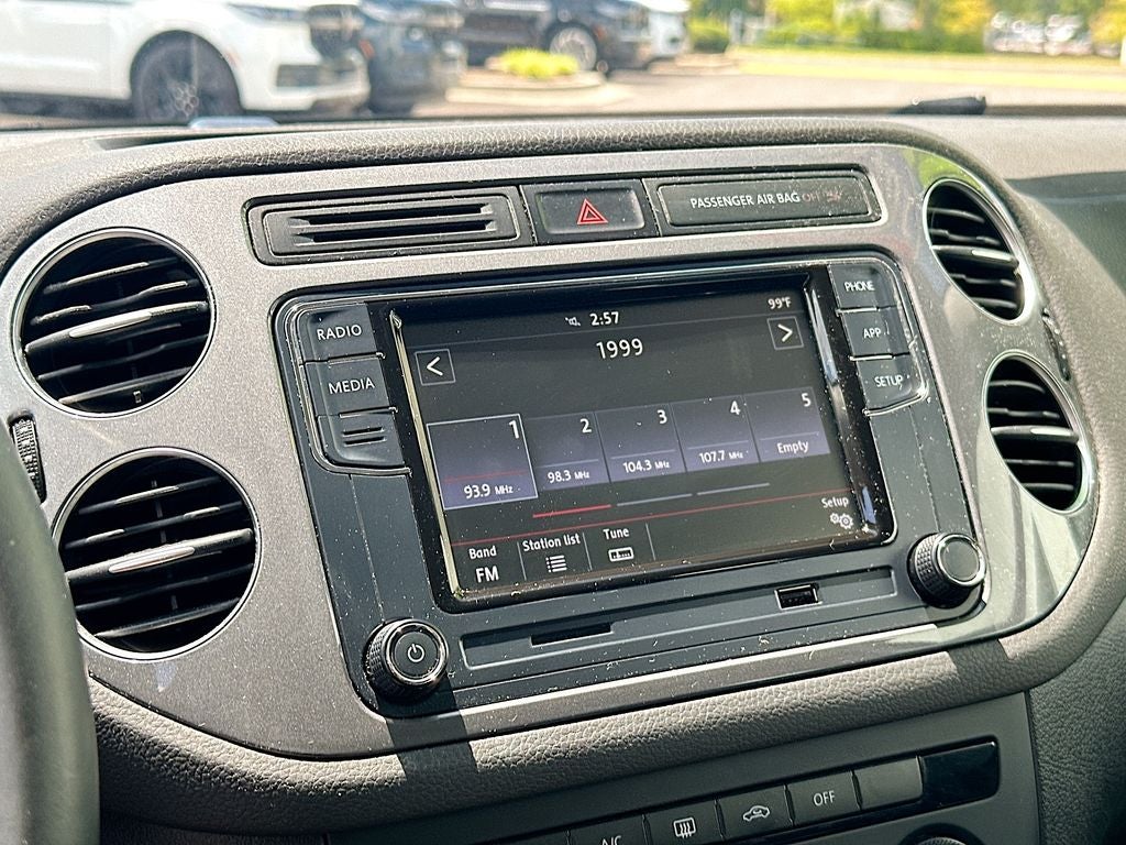 2017 Volkswagen Tiguan Limited 2.0T
