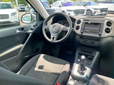2017 Volkswagen Tiguan Limited 2.0T