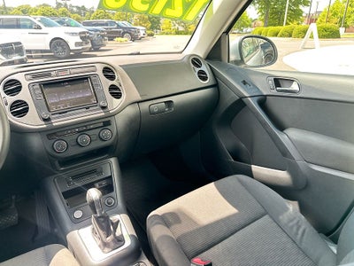 2017 Volkswagen Tiguan Limited 2.0T