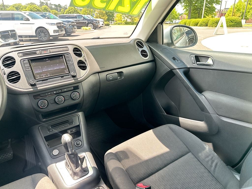 2017 Volkswagen Tiguan Limited 2.0T