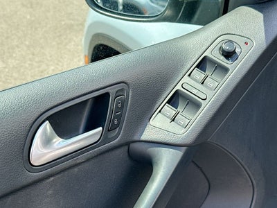 2017 Volkswagen Tiguan Limited 2.0T