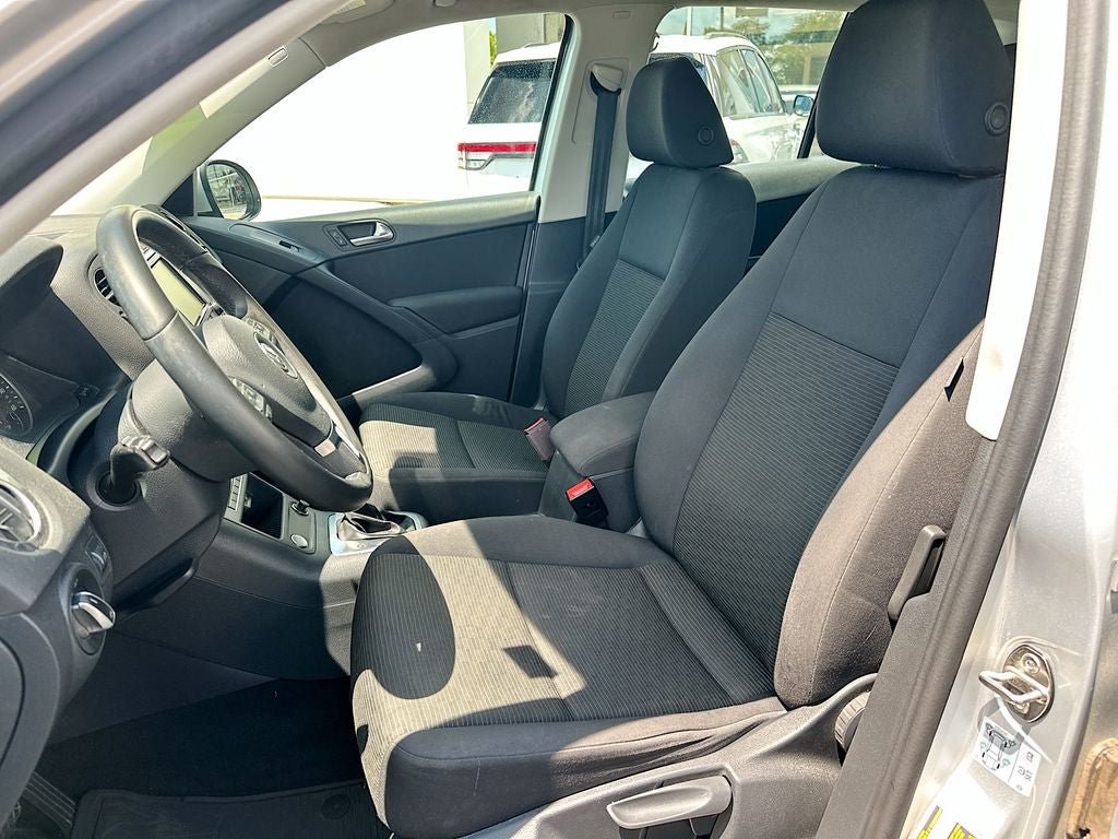 2017 Volkswagen Tiguan Limited 2.0T