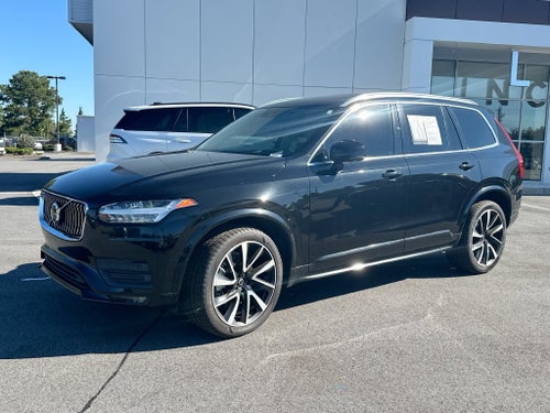 2022 Volvo XC90 T6 Momentum