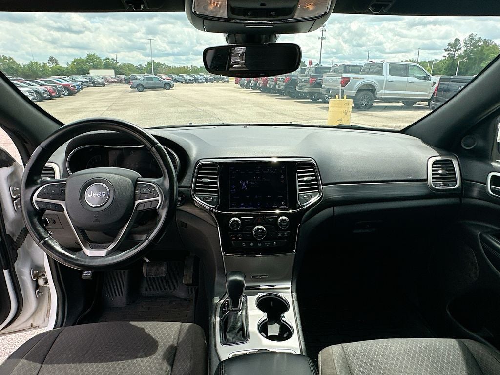 2020 Jeep Grand Cherokee Laredo E