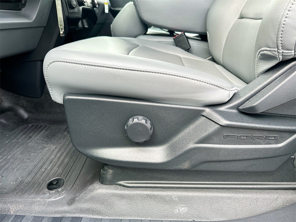 2025 Ford F-550SD XL DRW