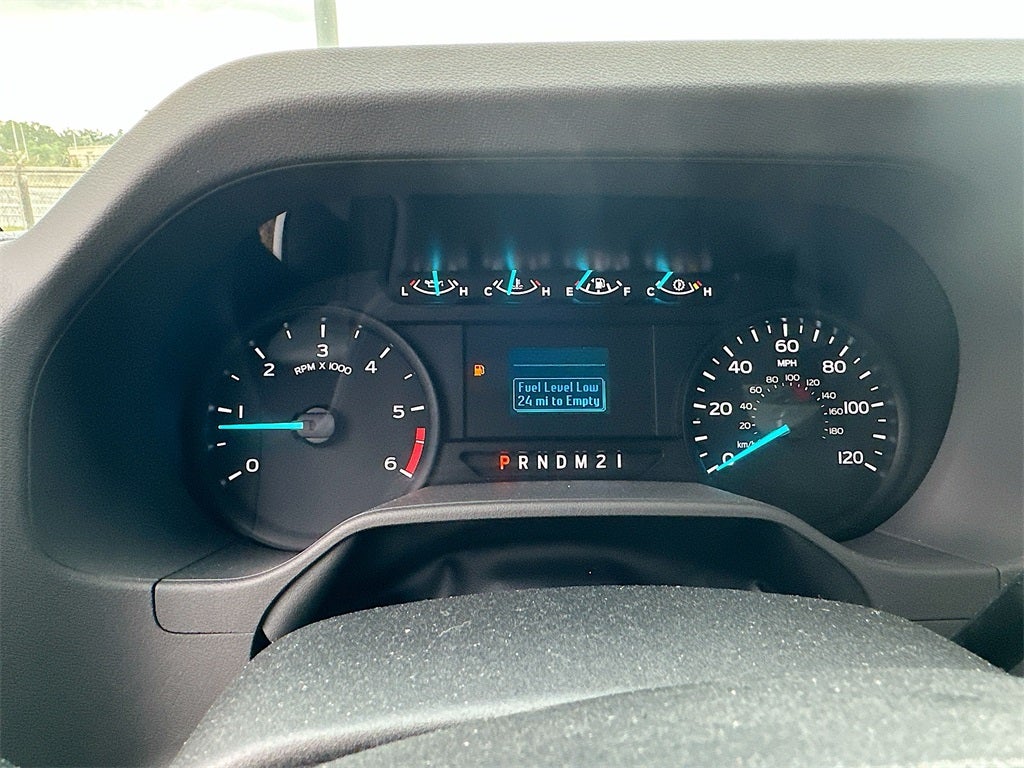 2025 Ford E-350SD Base Cutaway