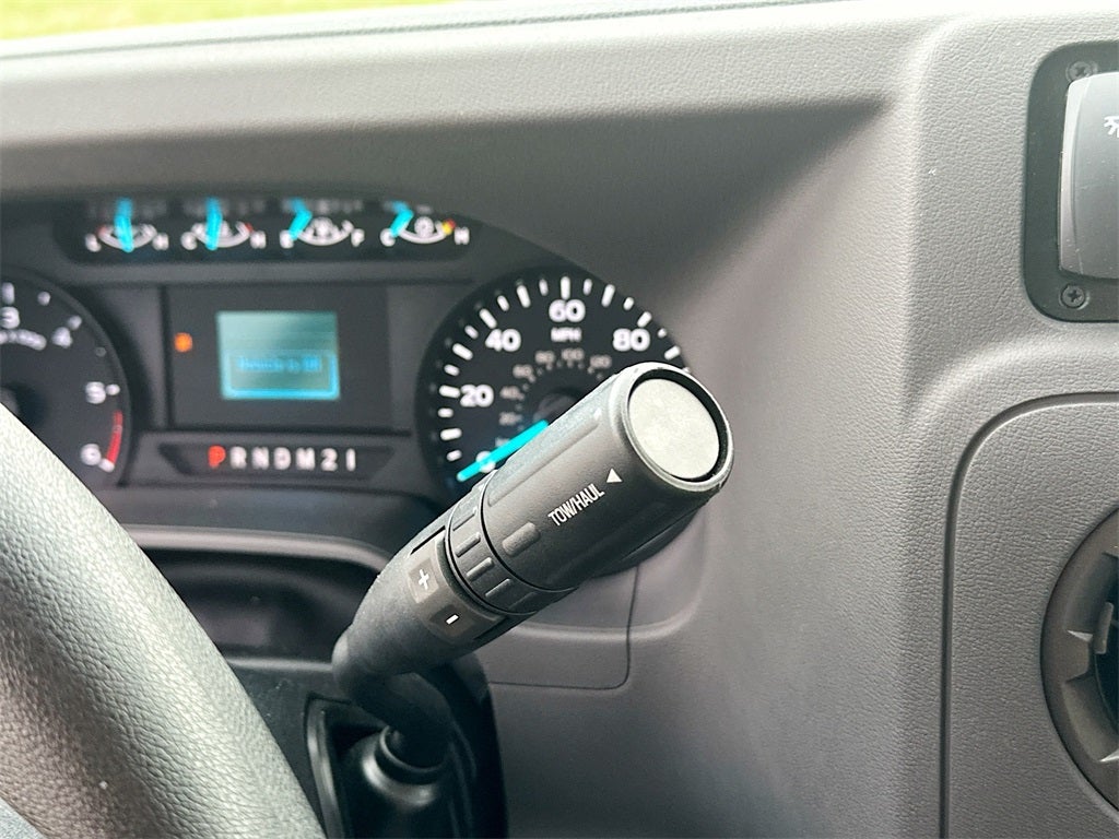 2025 Ford E-350SD Base Cutaway