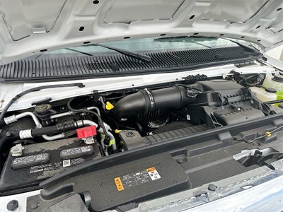 2025 Ford E-350SD Base Cutaway