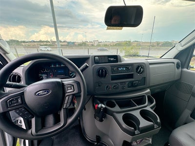 2025 Ford E-350SD Base Cutaway