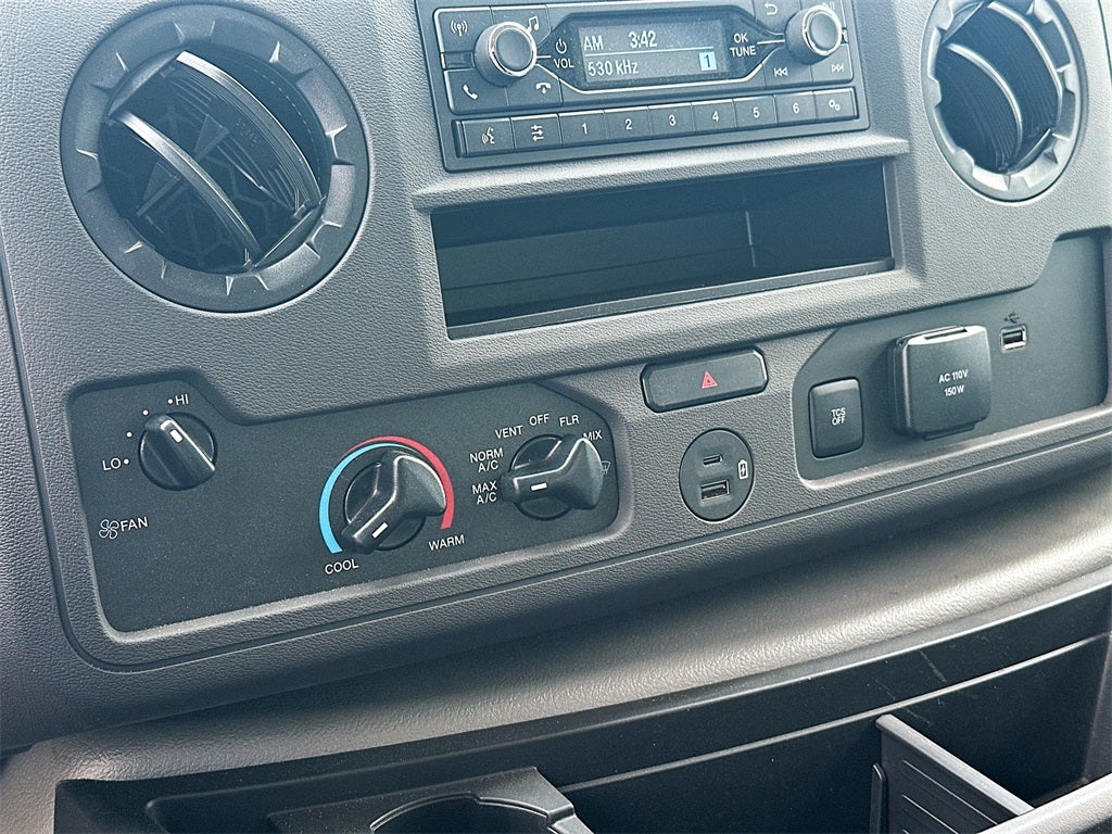 2025 Ford E-350SD Base Cutaway