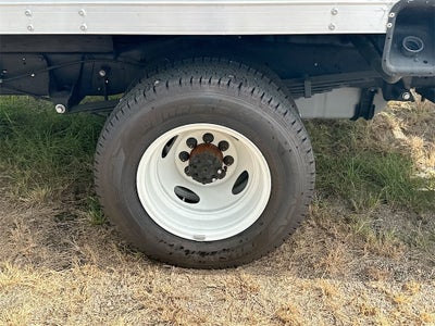 2025 Ford E-350SD Base Cutaway