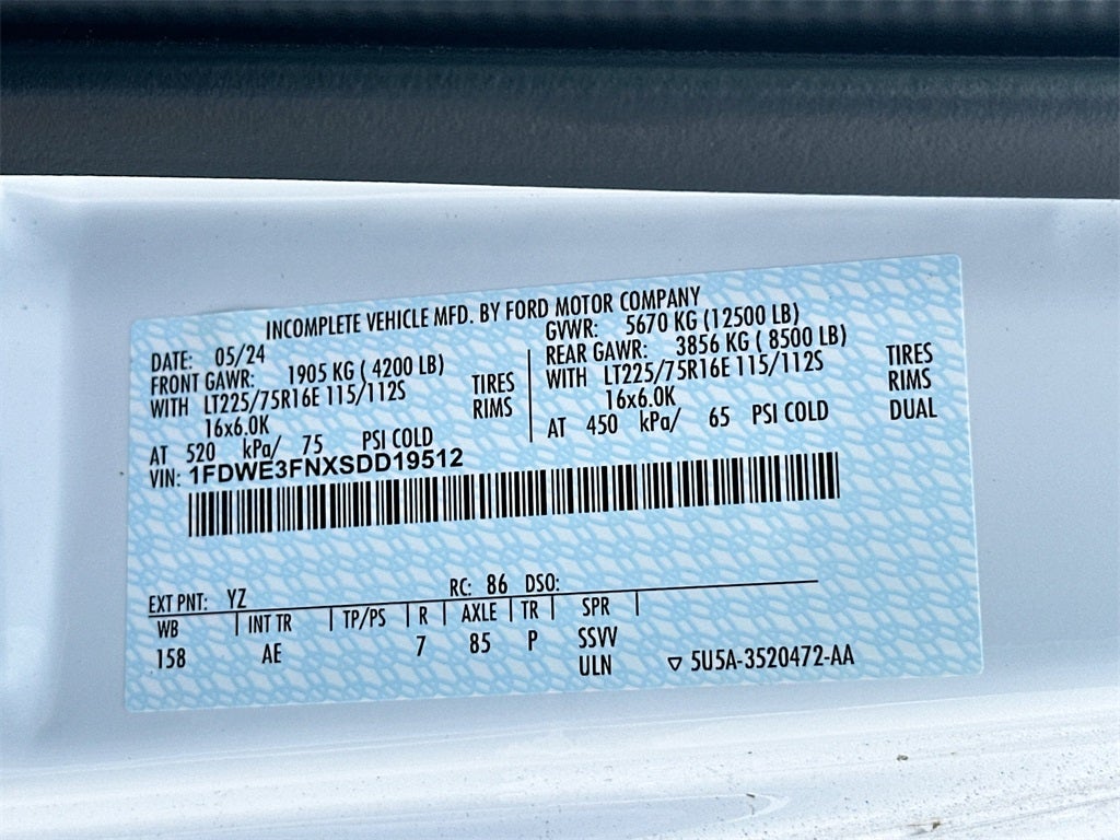 2025 Ford E-350SD Base Cutaway