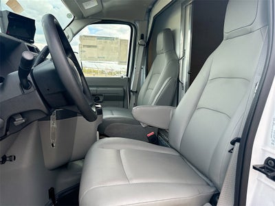 2025 Ford E-350SD Base Cutaway
