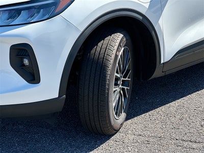 2025 Ford Escape Plug-In Hybrid Base