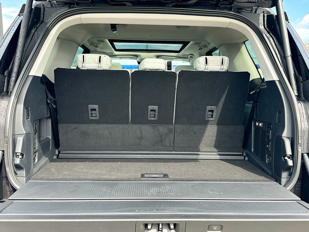 2025 Ford Expedition Platinum