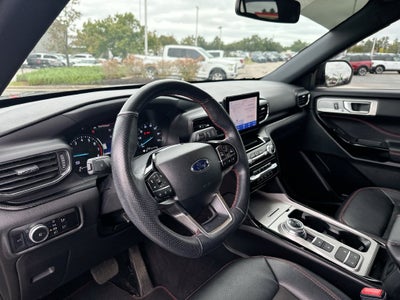 2023 Ford Explorer ST-Line