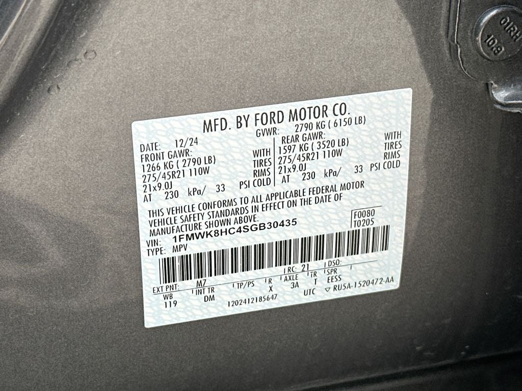 2025 Ford Explorer Platinum