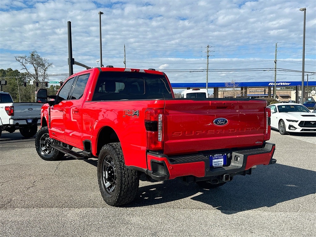 2023 Ford F-350SD Lariat