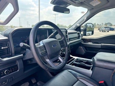 2025 Ford F-350SD Lariat