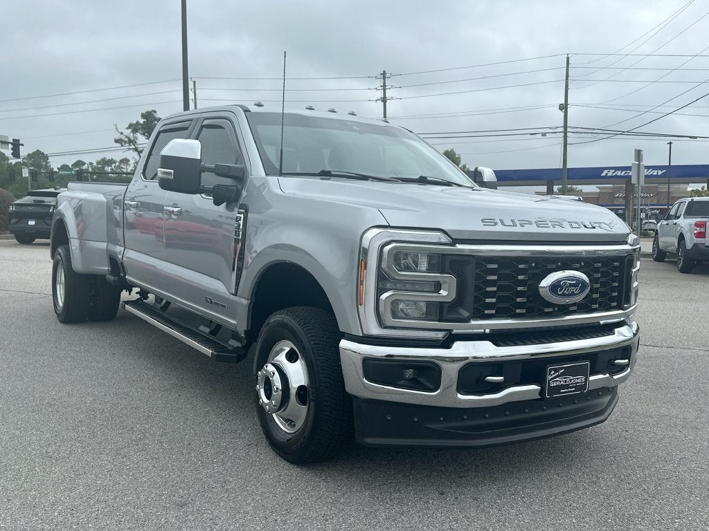 2024 Ford F-350SD Lariat DRW