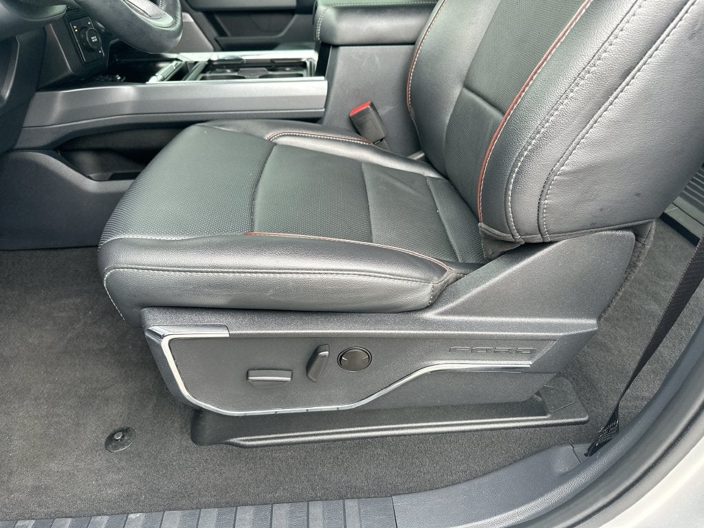 2024 Ford F-350SD Lariat DRW