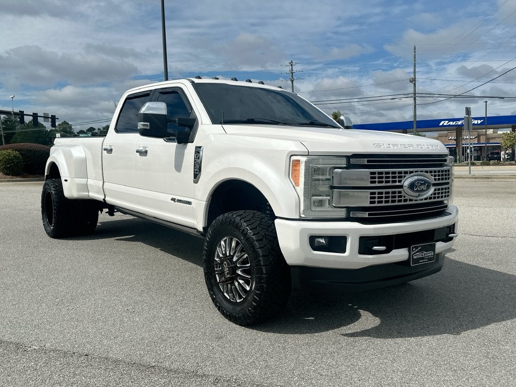 2017 Ford F-350SD Platinum DRW