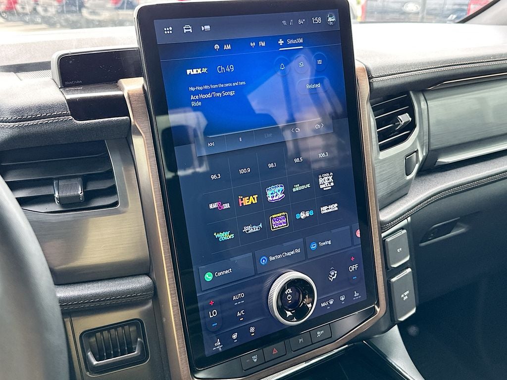 2023 Ford F-150 Lightning Lariat