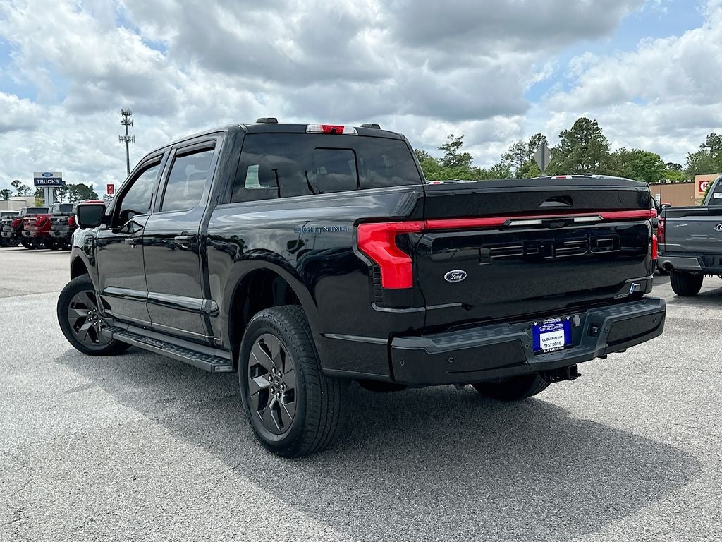 2023 Ford F-150 Lightning Lariat