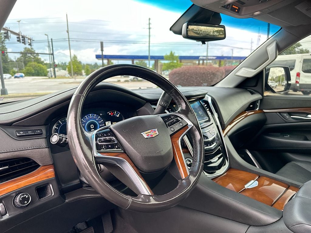 2019 Cadillac Escalade Luxury