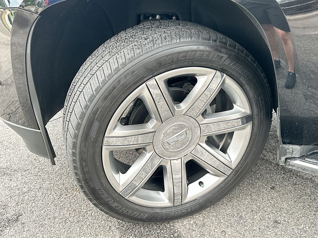 2019 Cadillac Escalade Luxury