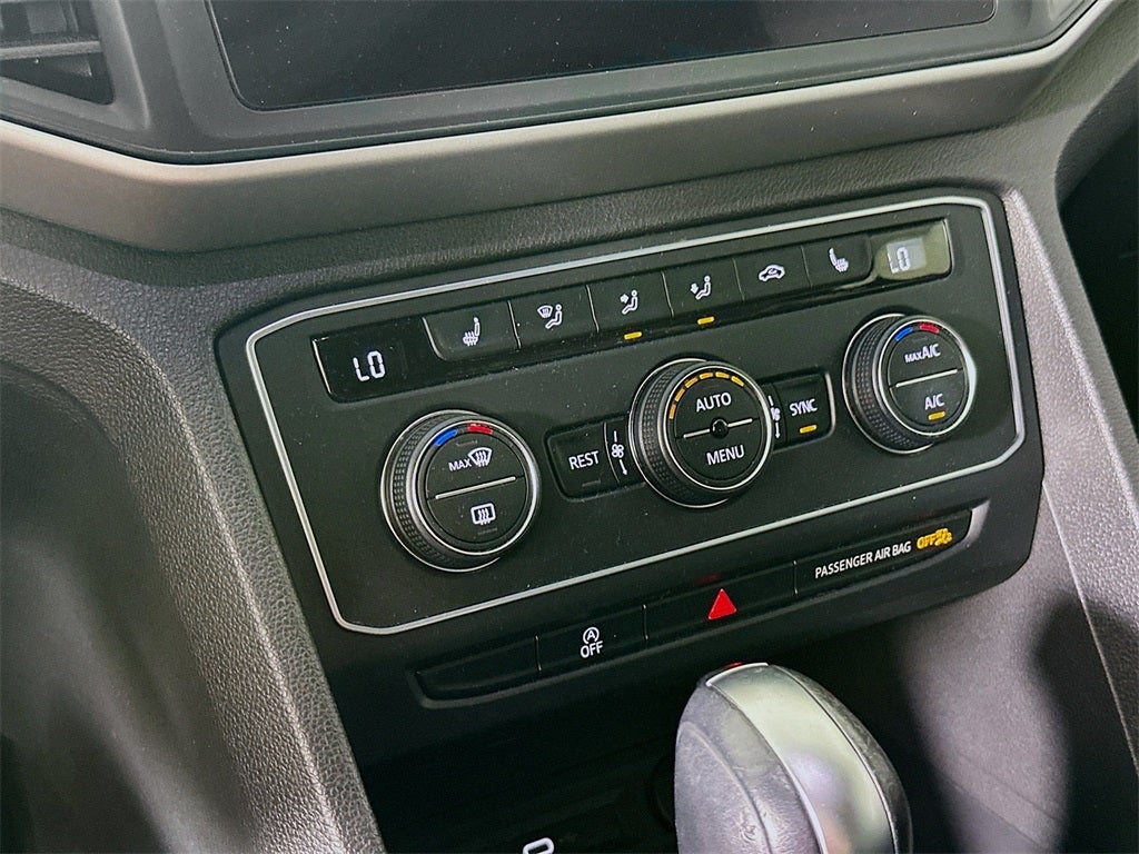 2021 Volkswagen Atlas 3.6L V6 SE w/Technology R-Line