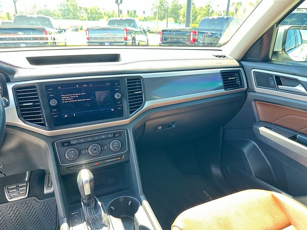 2021 Volkswagen Atlas 3.6L V6 SE w/Technology R-Line