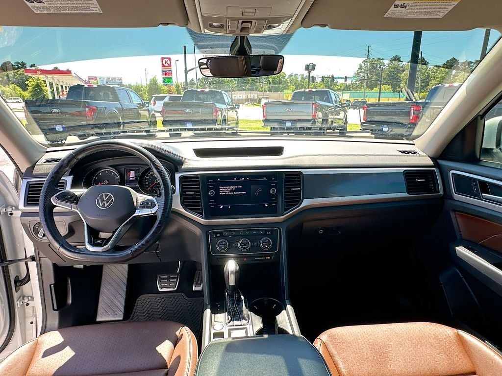 2021 Volkswagen Atlas 3.6L V6 SE w/Technology R-Line