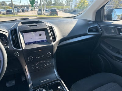 2020 Ford Edge SE