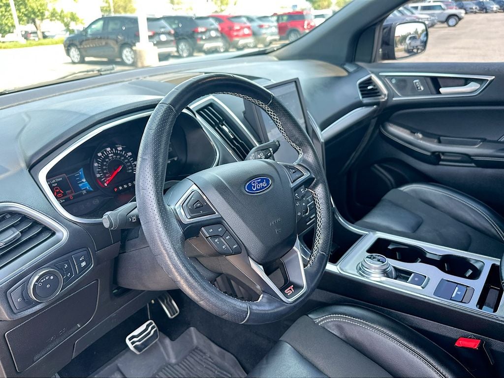 2021 Ford Edge ST