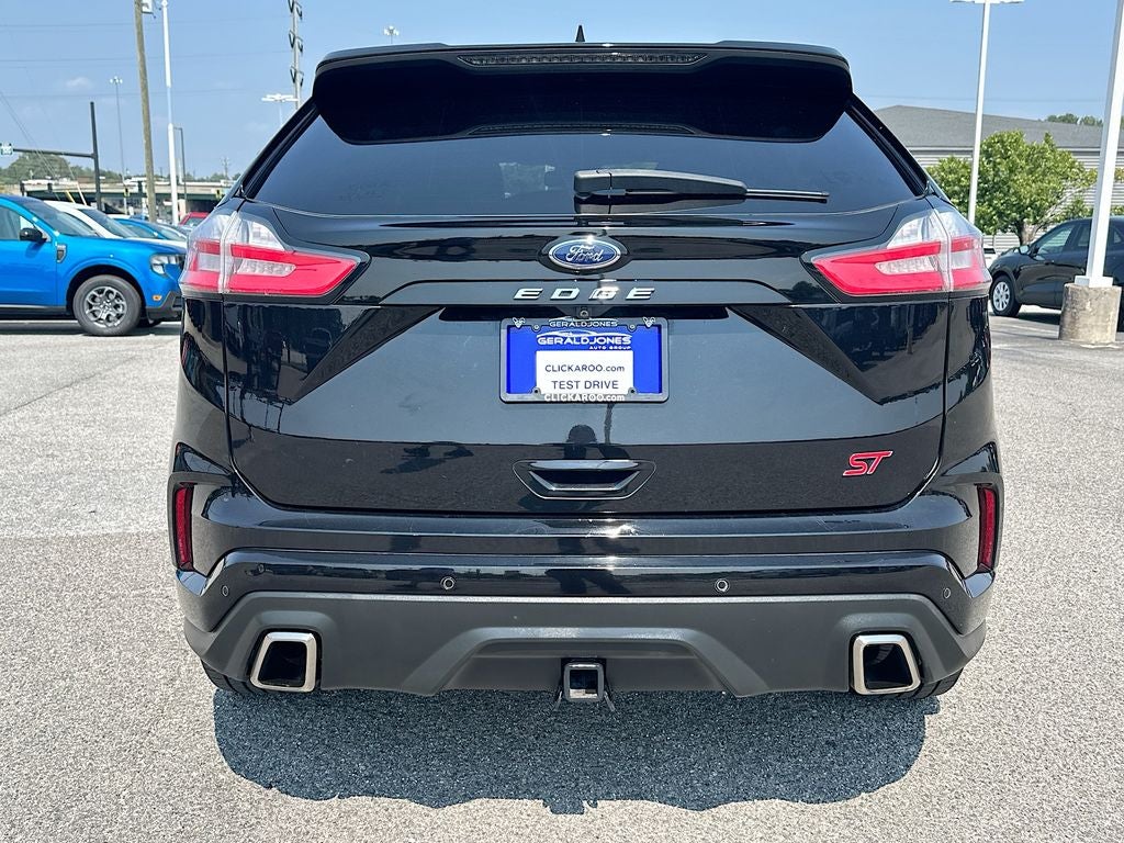 2021 Ford Edge ST