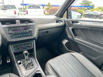 2022 Volkswagen Tiguan 2.0T SE R-Line Black