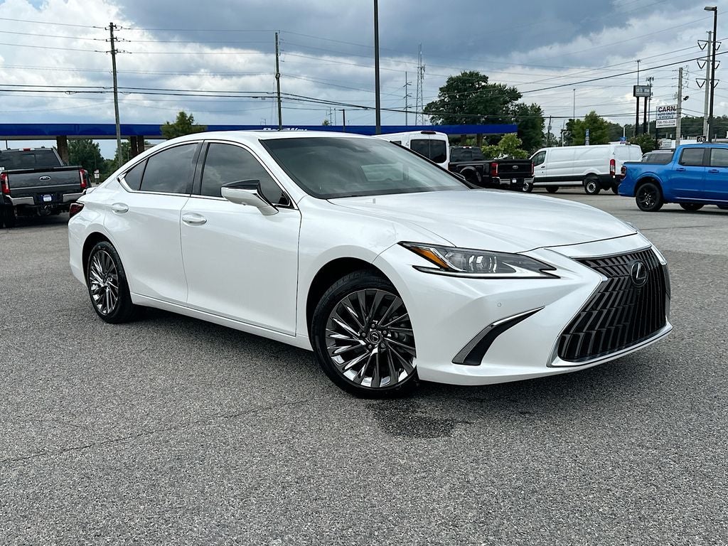 2024 Lexus ES 300h Luxury