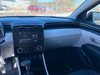 2023 Hyundai Tucson SE