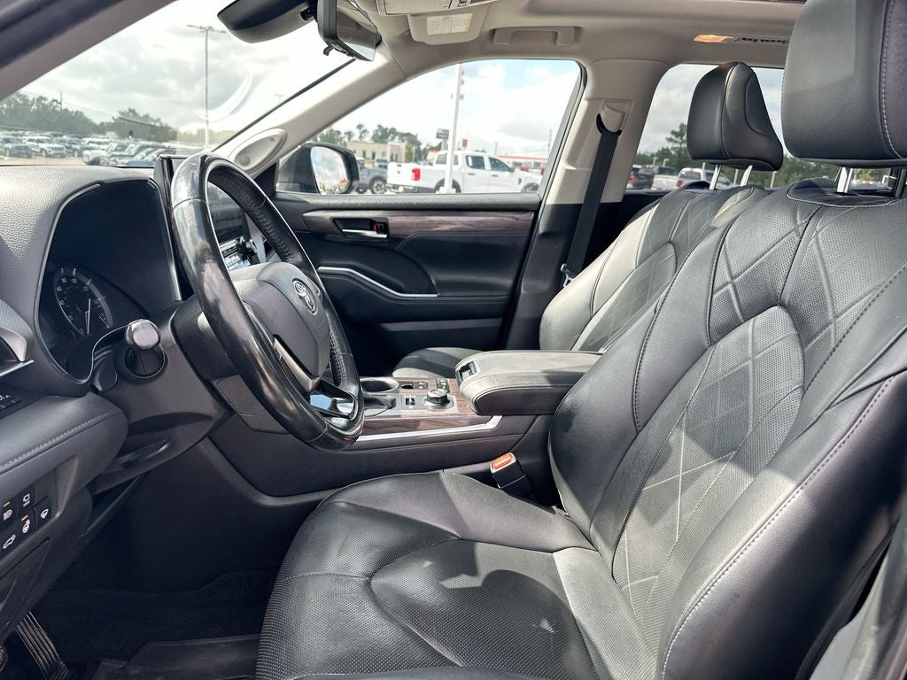 2021 Toyota Highlander Platinum