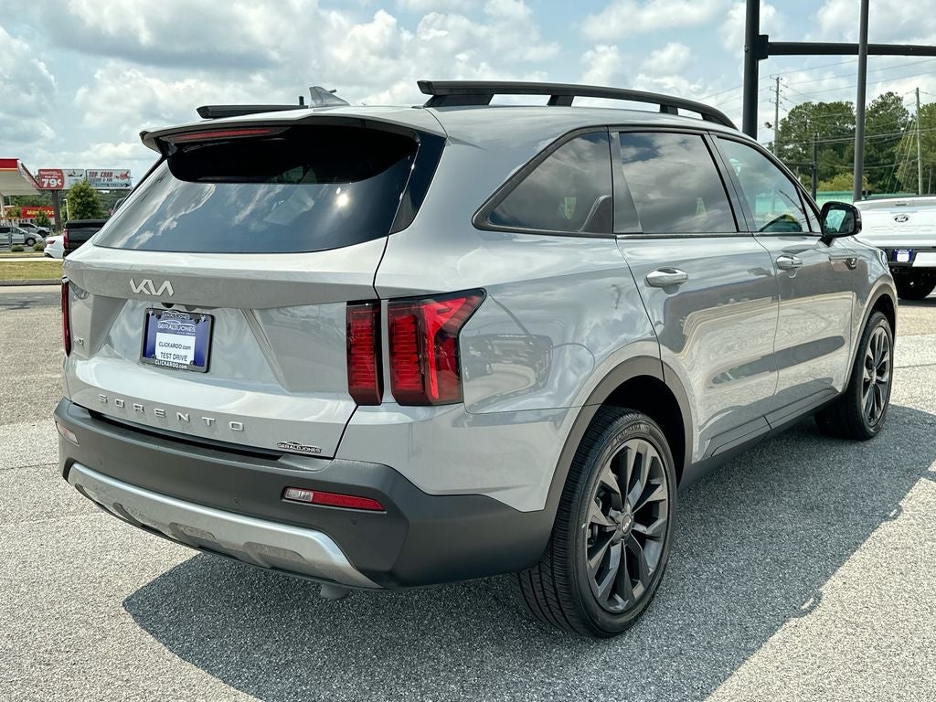 2022 Kia Sorento X-Line EX