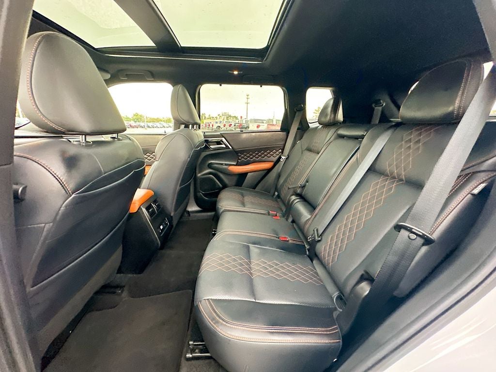 2024 Mitsubishi Outlander SEL