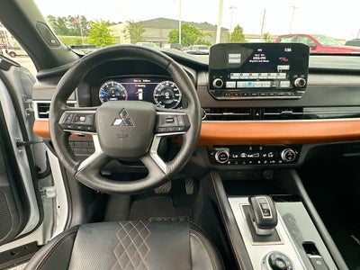 2024 Mitsubishi Outlander SEL